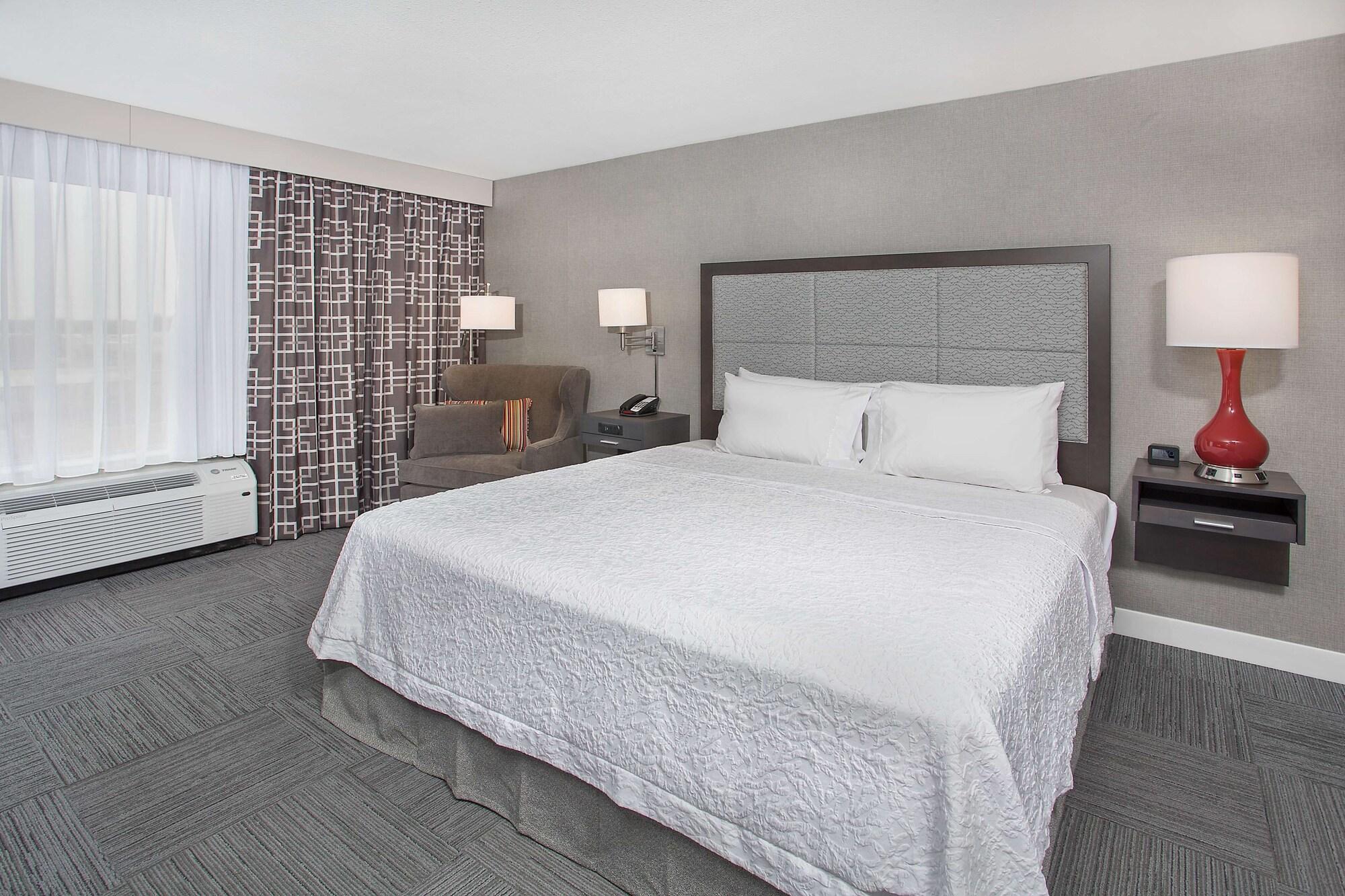 Hampton Inn Вансен Екстериор снимка
